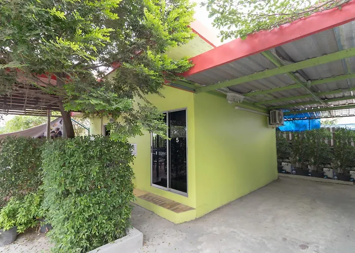 Oyo 644 Pong Pai House